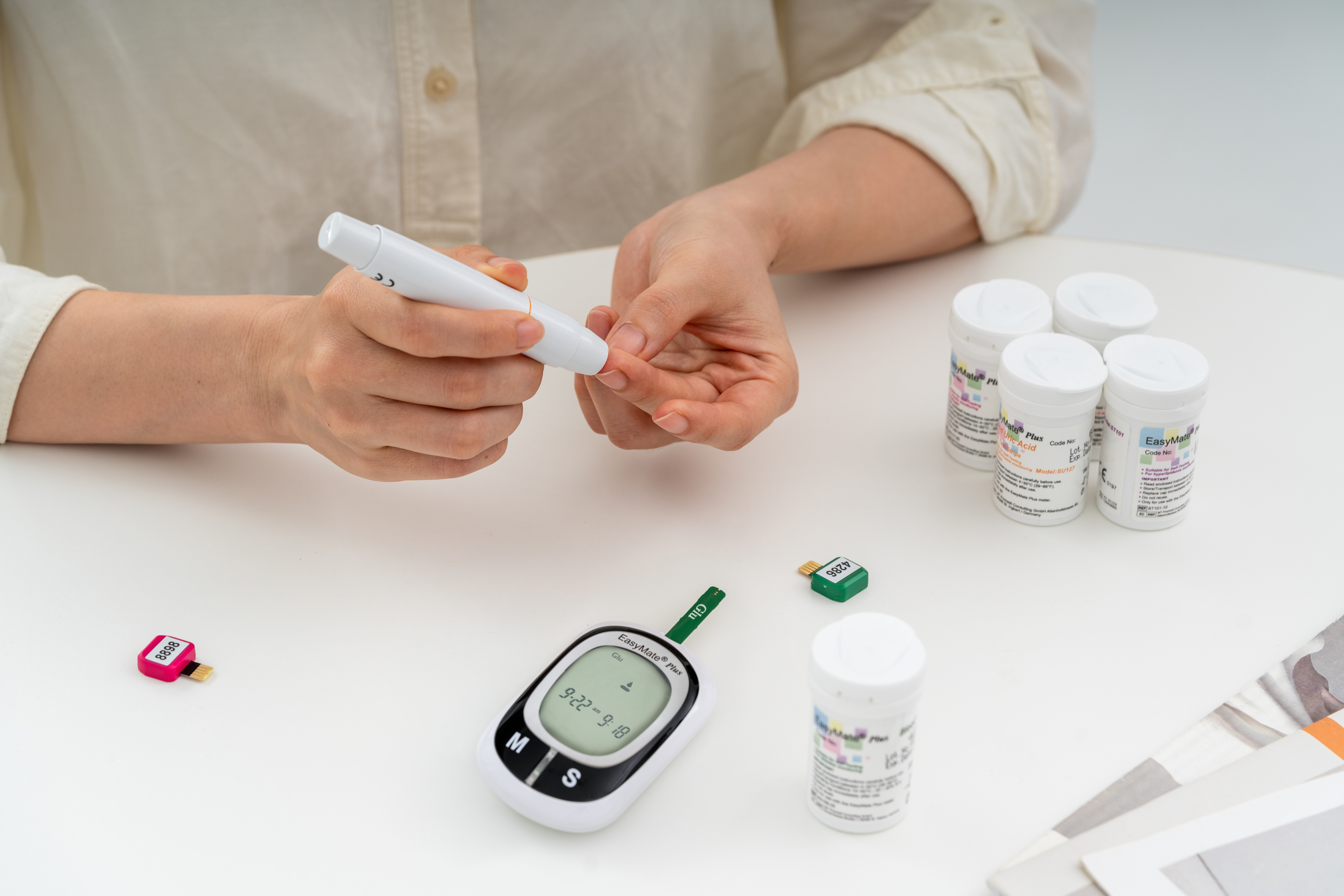 EasyMate®  5 in 1 Blood Sugar Systems | Glucose / Cholesterol / Uric Acid / Hemoglobin / Triglyceride